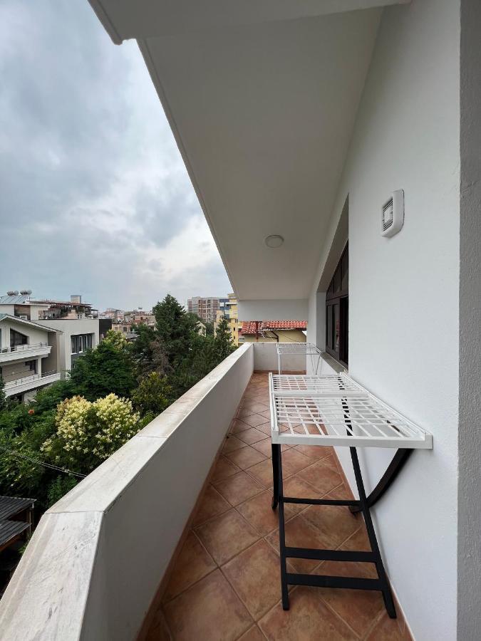 Villa Sokoli, Enjoy Sunset At This Spacious Apartment ติรานา ภายนอก รูปภาพ