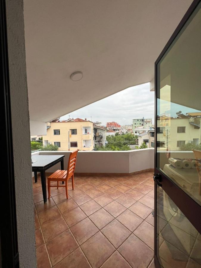 Villa Sokoli, Enjoy Sunset At This Spacious Apartment ติรานา ภายนอก รูปภาพ